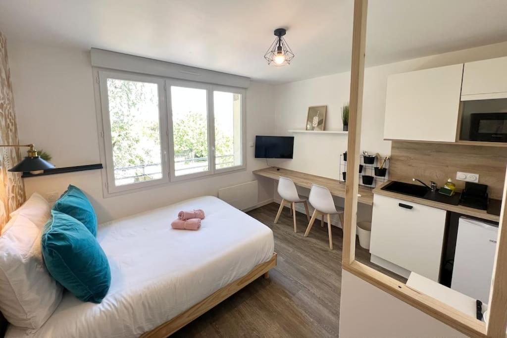 Suite Le Studio Mangue - Cosy & Vue Sur Le Jardin - Plages A Proximite Σαιν-Ναζαίρ Εξωτερικό φωτογραφία